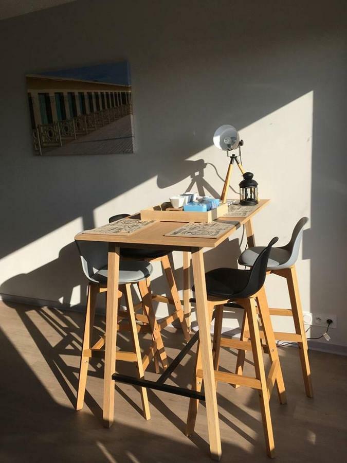 L'Atelier Des Planches Apartment Deauville Bagian luar foto